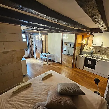 Cozy Nest Historic Neighborhood Τουρ